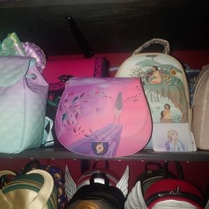 Pocahontas Loungefly colors of the wind purse